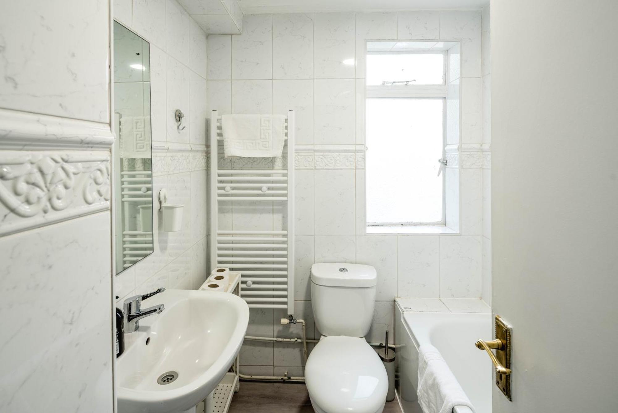 Southken Palace Suites London Exterior photo