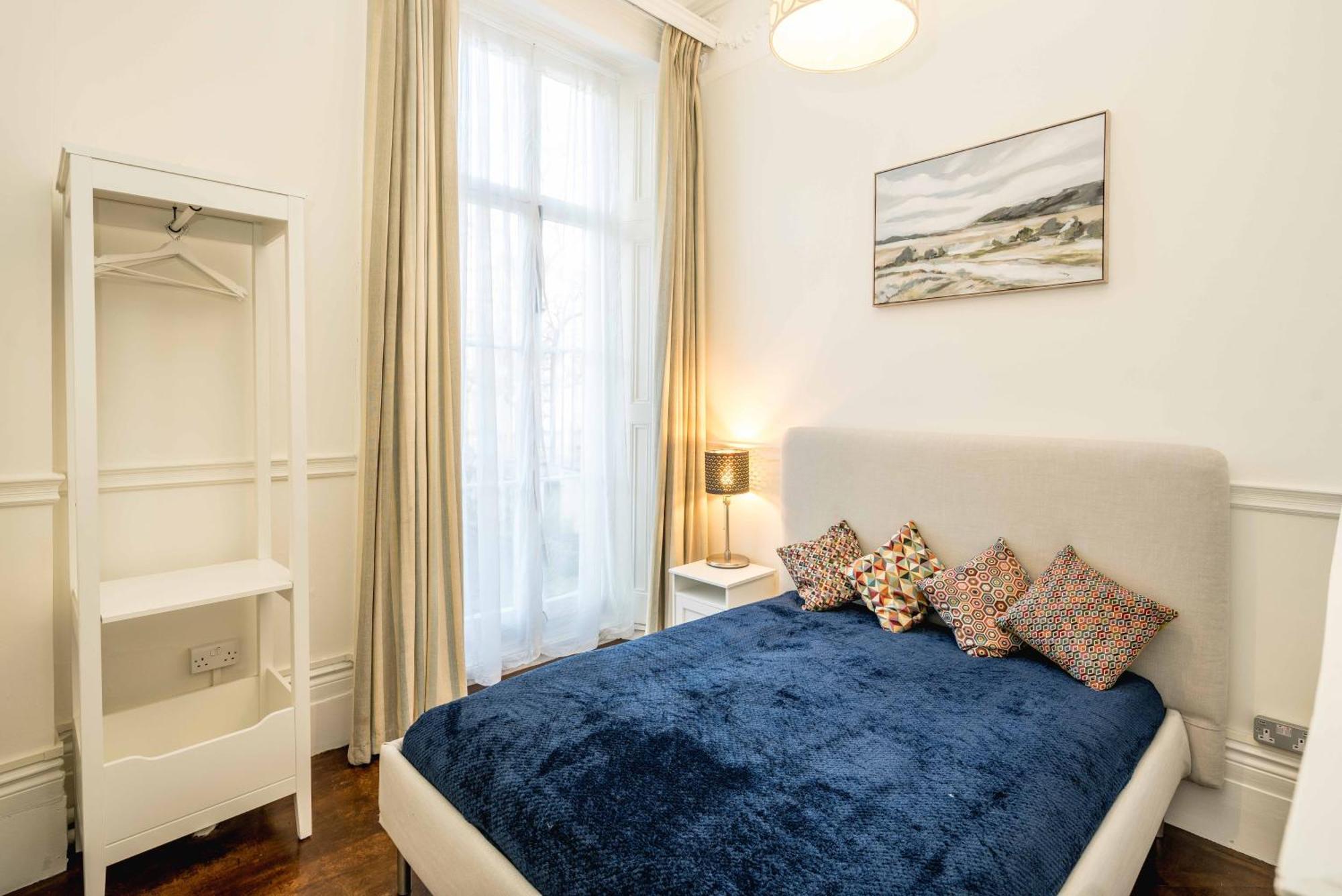 Southken Palace Suites London Exterior photo